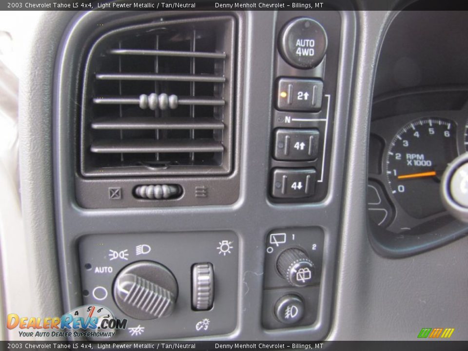 2003 Chevrolet Tahoe LS 4x4 Light Pewter Metallic / Tan/Neutral Photo #14