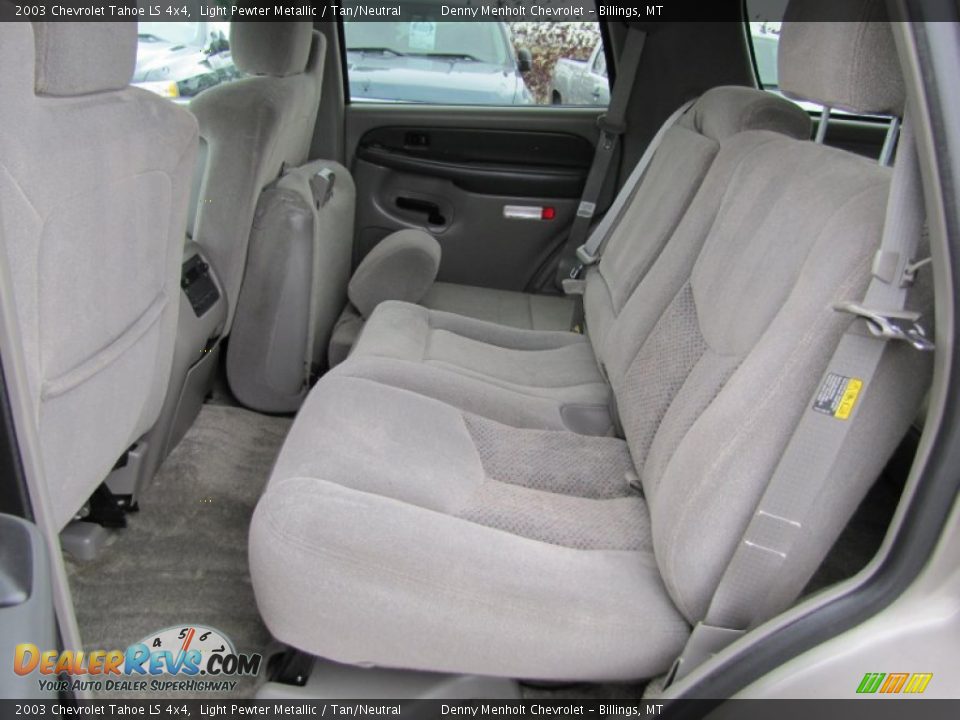 2003 Chevrolet Tahoe LS 4x4 Light Pewter Metallic / Tan/Neutral Photo #26