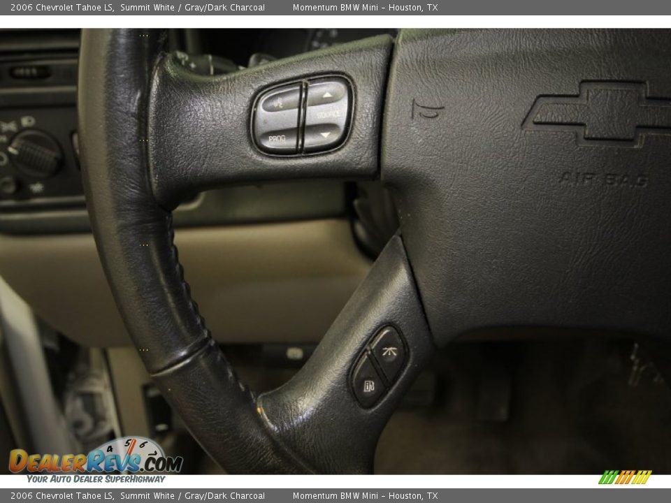 2006 Chevrolet Tahoe LS Summit White / Gray/Dark Charcoal Photo #25