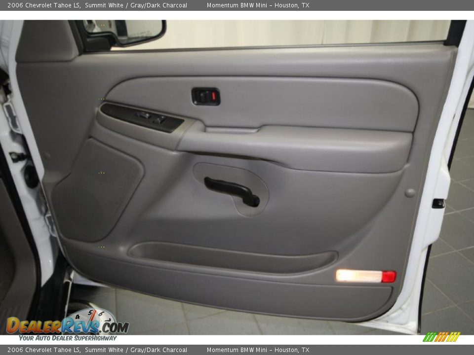 2006 Chevrolet Tahoe LS Summit White / Gray/Dark Charcoal Photo #35
