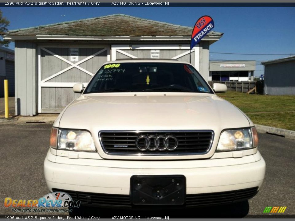 1996 Audi A6 2.8 quattro Sedan Pearl White / Grey Photo #2
