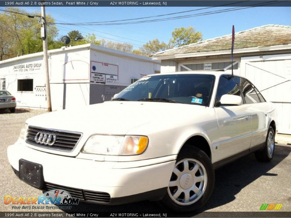 1996 Audi A6 2.8 quattro Sedan Pearl White / Grey Photo #3