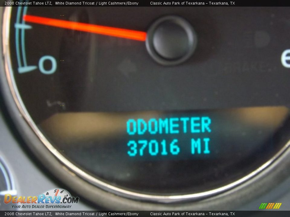 2008 Chevrolet Tahoe LTZ White Diamond Tricoat / Light Cashmere/Ebony Photo #11