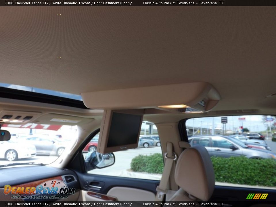 2008 Chevrolet Tahoe LTZ White Diamond Tricoat / Light Cashmere/Ebony Photo #13