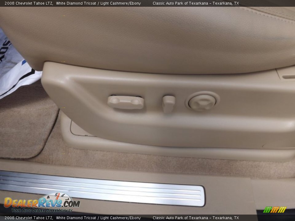 2008 Chevrolet Tahoe LTZ White Diamond Tricoat / Light Cashmere/Ebony Photo #15