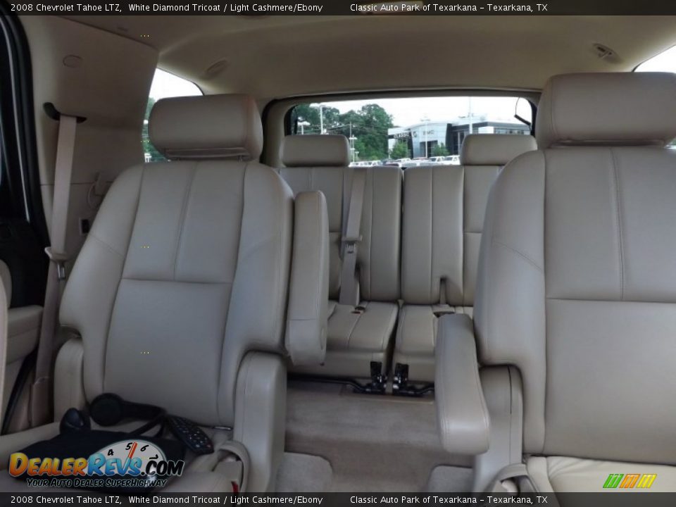 2008 Chevrolet Tahoe LTZ White Diamond Tricoat / Light Cashmere/Ebony Photo #17