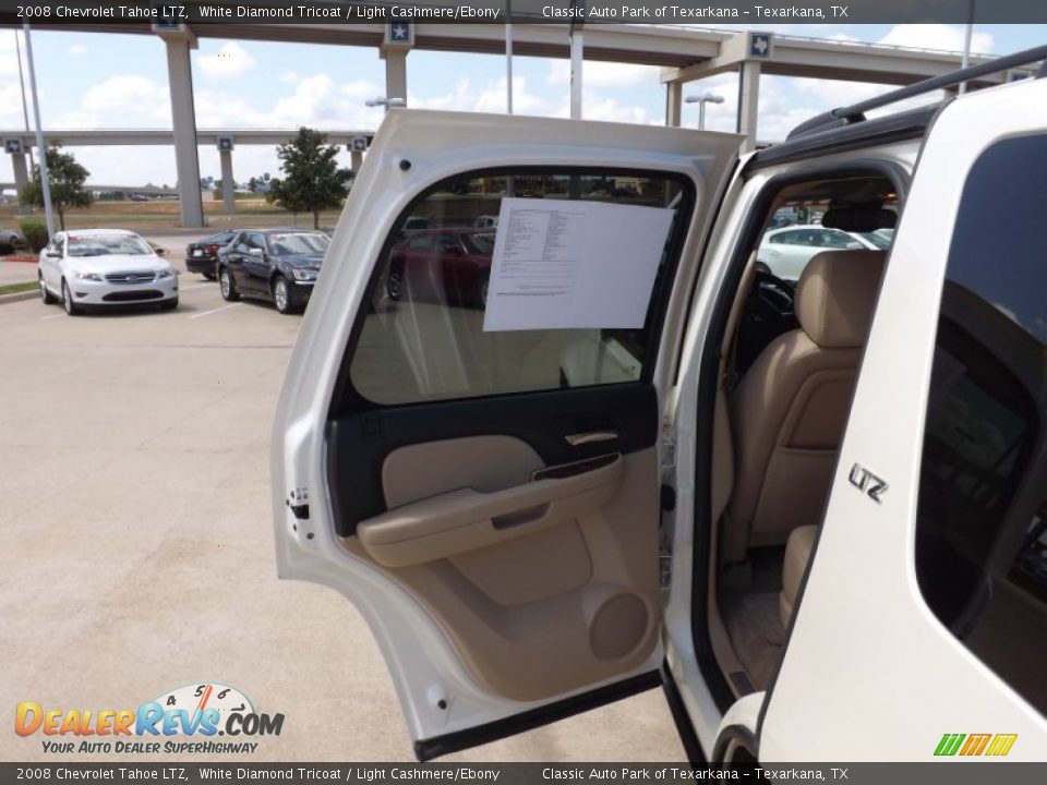 2008 Chevrolet Tahoe LTZ White Diamond Tricoat / Light Cashmere/Ebony Photo #20