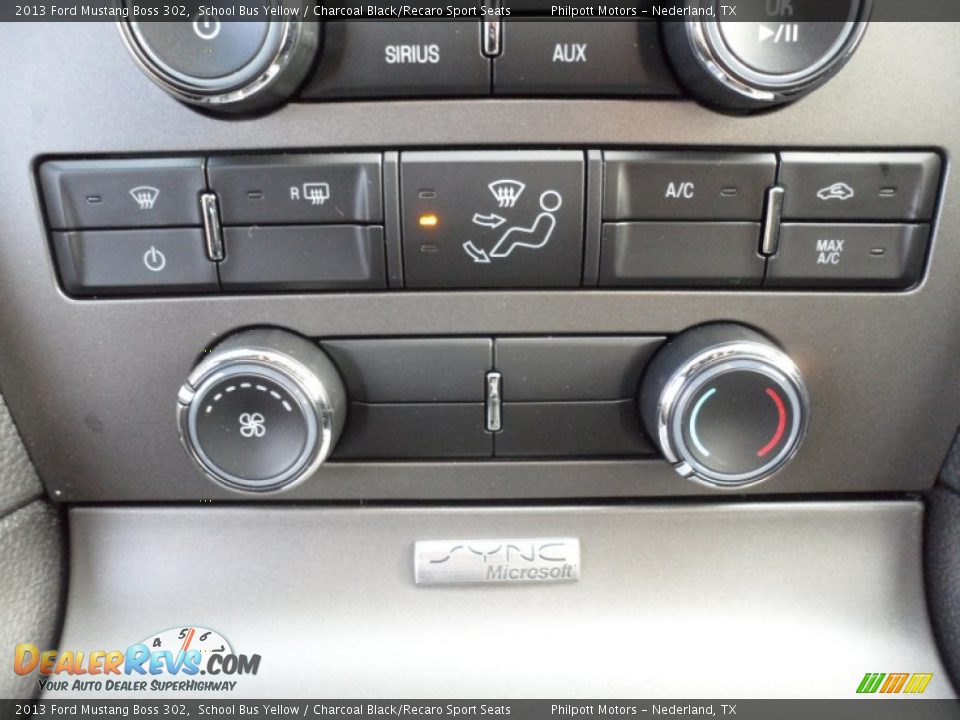 Controls of 2013 Ford Mustang Boss 302 Photo #32