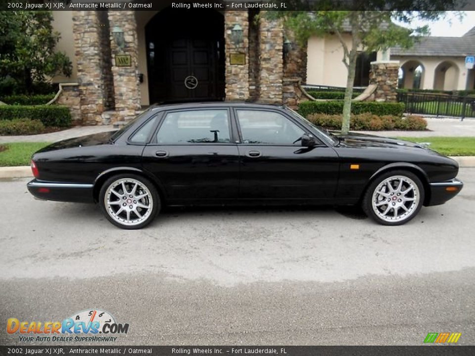 2002 Jaguar XJ XJR Anthracite Metallic / Oatmeal Photo #6