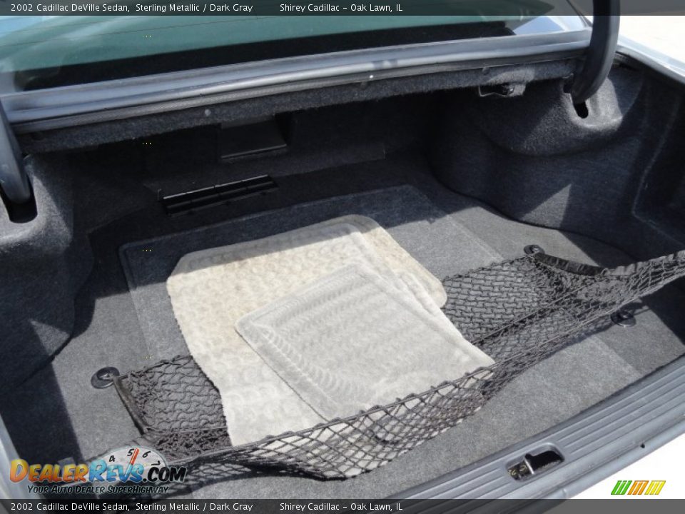 2002 Cadillac DeVille Sedan Sterling Metallic / Dark Gray Photo #15