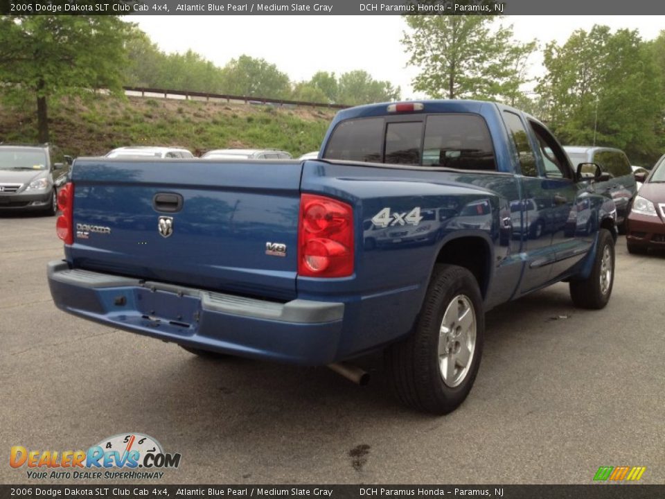 2006 Dodge Dakota SLT Club Cab 4x4 Atlantic Blue Pearl / Medium Slate Gray Photo #9