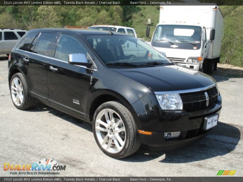 2010 Lincoln MKX Limited Edition AWD Tuxedo Black Metallic / Charcoal Black Photo #2