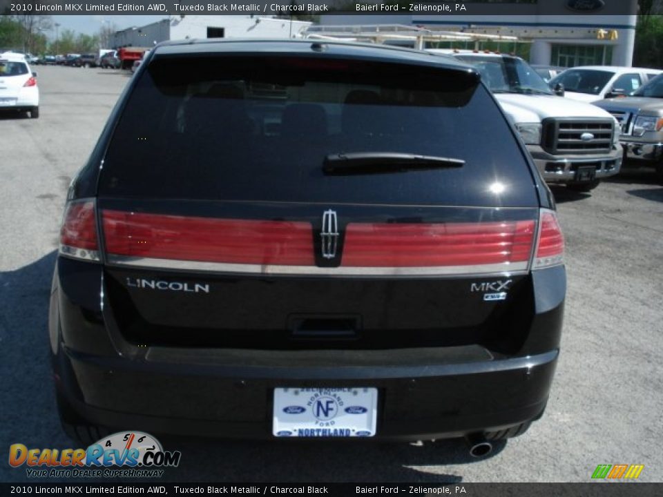 2010 Lincoln MKX Limited Edition AWD Tuxedo Black Metallic / Charcoal Black Photo #7