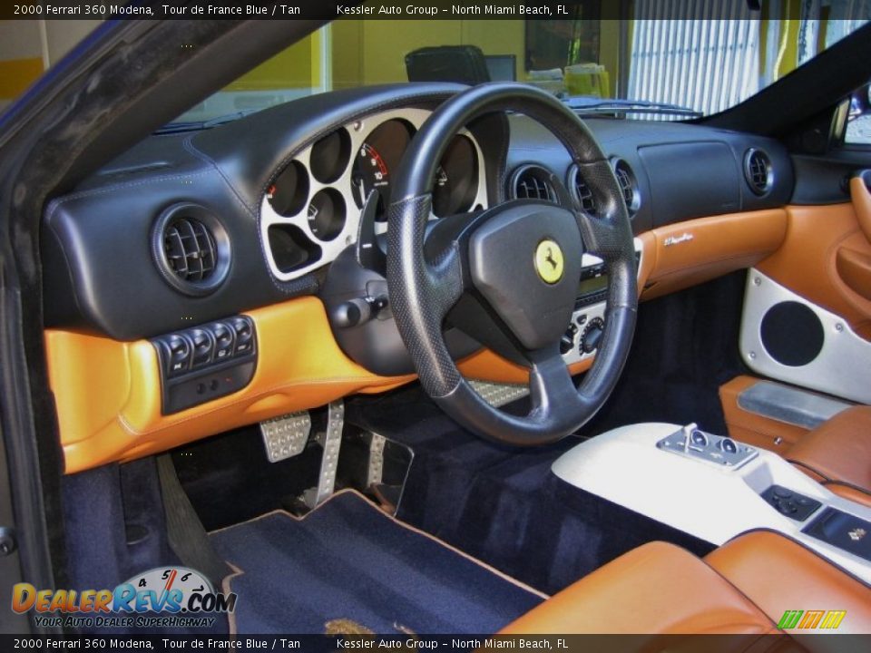 Dashboard of 2000 Ferrari 360 Modena Photo #20