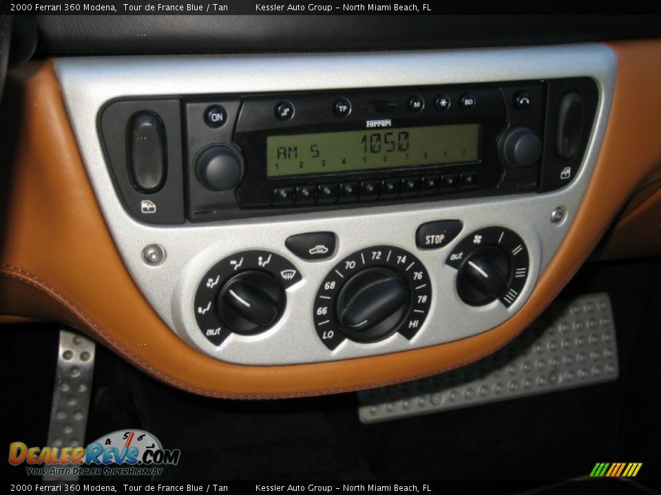 Controls of 2000 Ferrari 360 Modena Photo #30