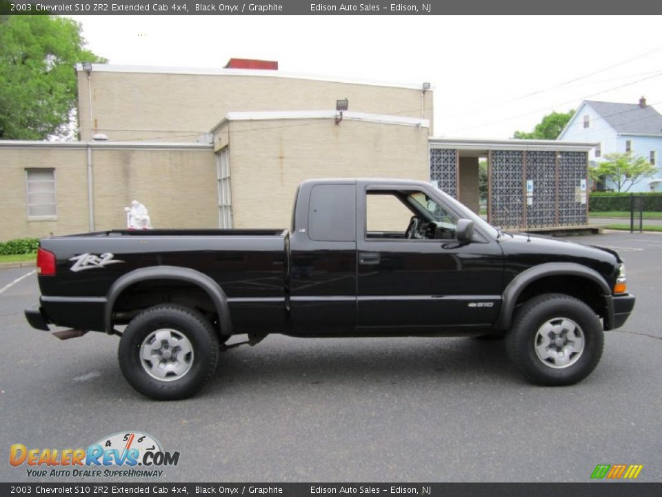 2003 Chevrolet S10 ZR2 Extended Cab 4x4 Black Onyx / Graphite Photo #10