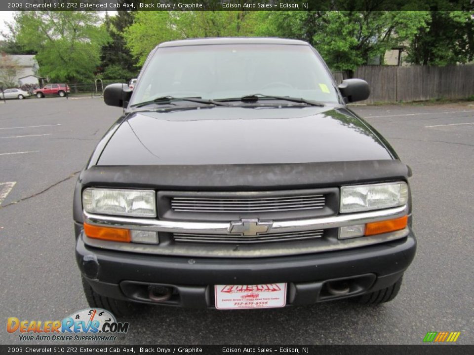 2003 Chevrolet S10 ZR2 Extended Cab 4x4 Black Onyx / Graphite Photo #13