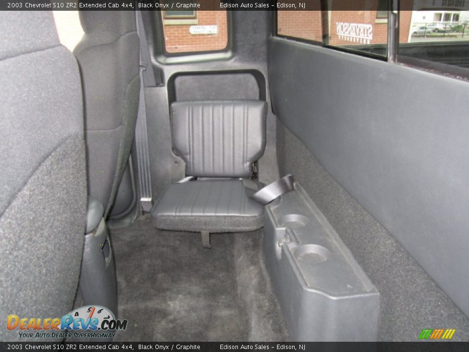 2003 Chevrolet S10 ZR2 Extended Cab 4x4 Black Onyx / Graphite Photo #19