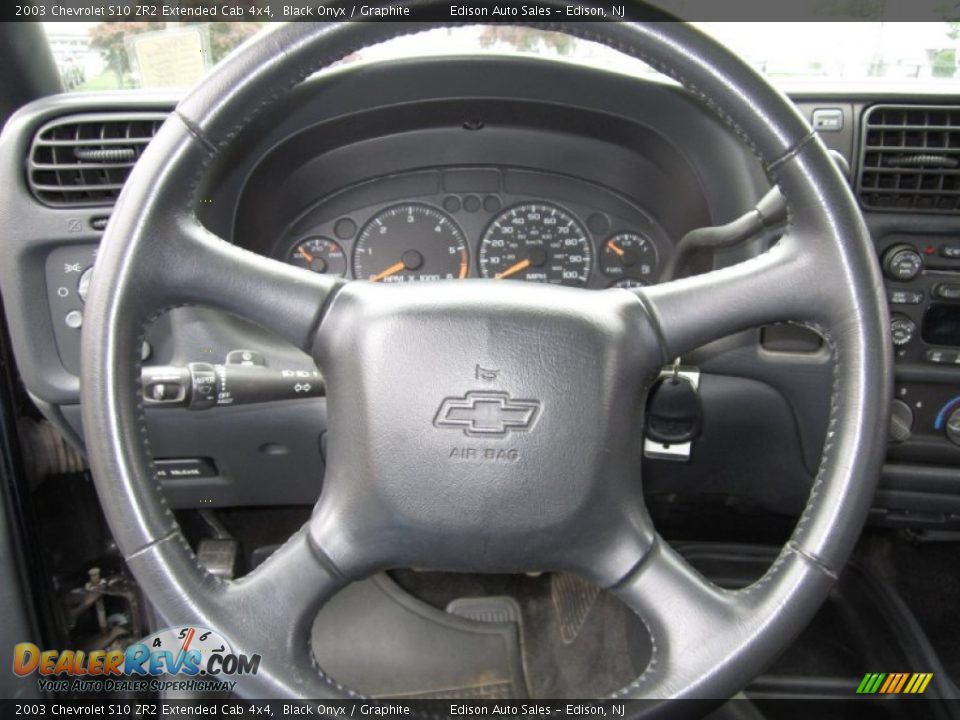 2003 Chevrolet S10 ZR2 Extended Cab 4x4 Black Onyx / Graphite Photo #23