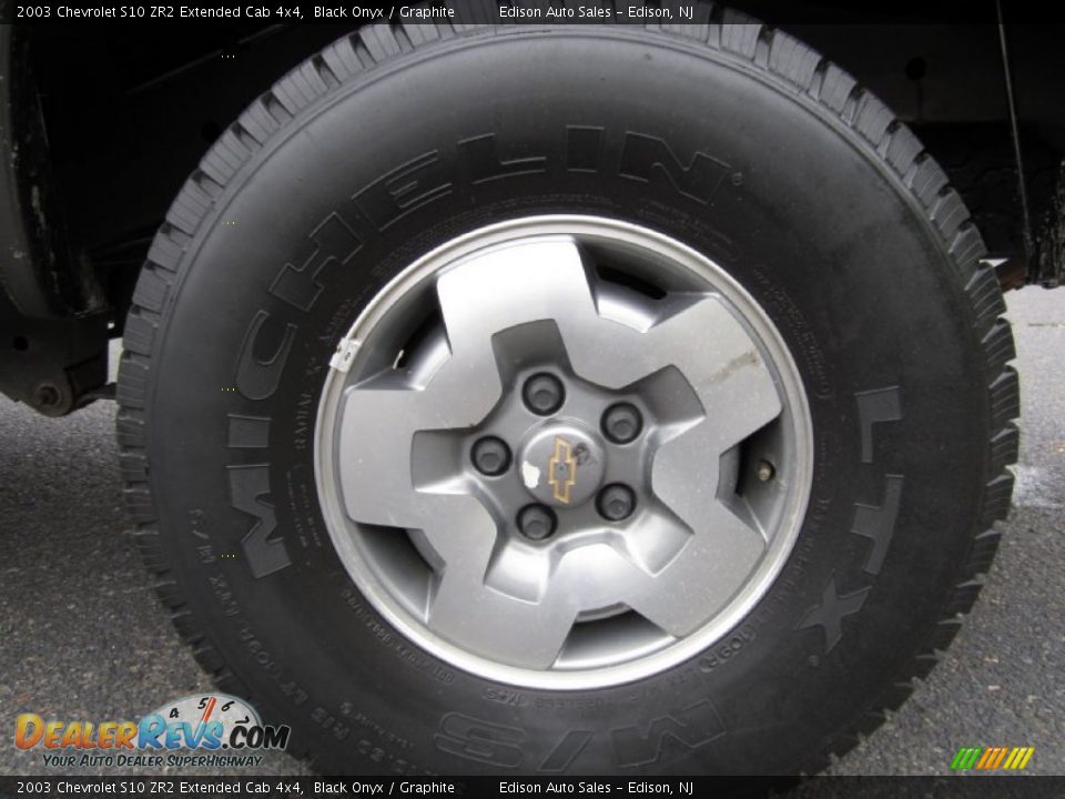 2003 Chevrolet S10 ZR2 Extended Cab 4x4 Black Onyx / Graphite Photo #28