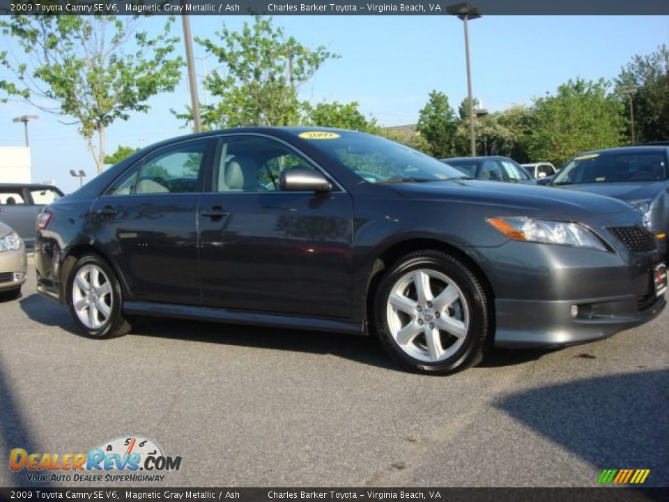 2009 Toyota Camry SE V6 Magnetic Gray Metallic / Ash Photo #2