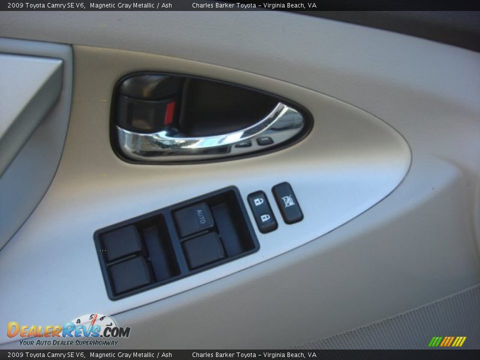 2009 Toyota Camry SE V6 Magnetic Gray Metallic / Ash Photo #12