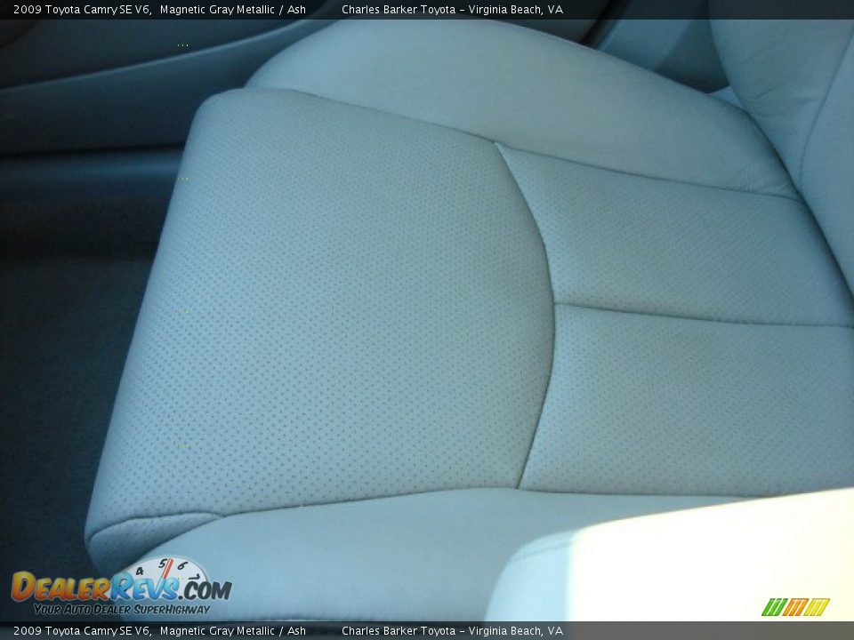 2009 Toyota Camry SE V6 Magnetic Gray Metallic / Ash Photo #20