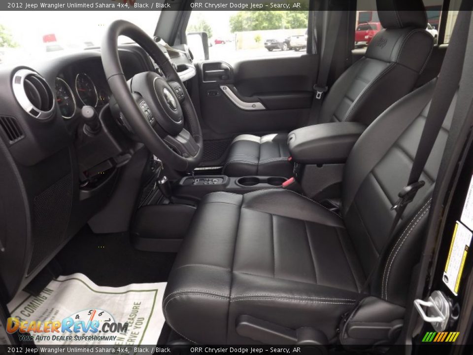 2012 Jeep Wrangler Unlimited Sahara 4x4 Black / Black Photo #11