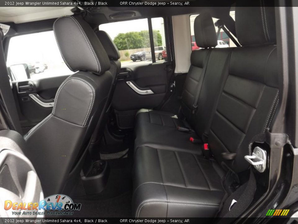 2012 Jeep Wrangler Unlimited Sahara 4x4 Black / Black Photo #14