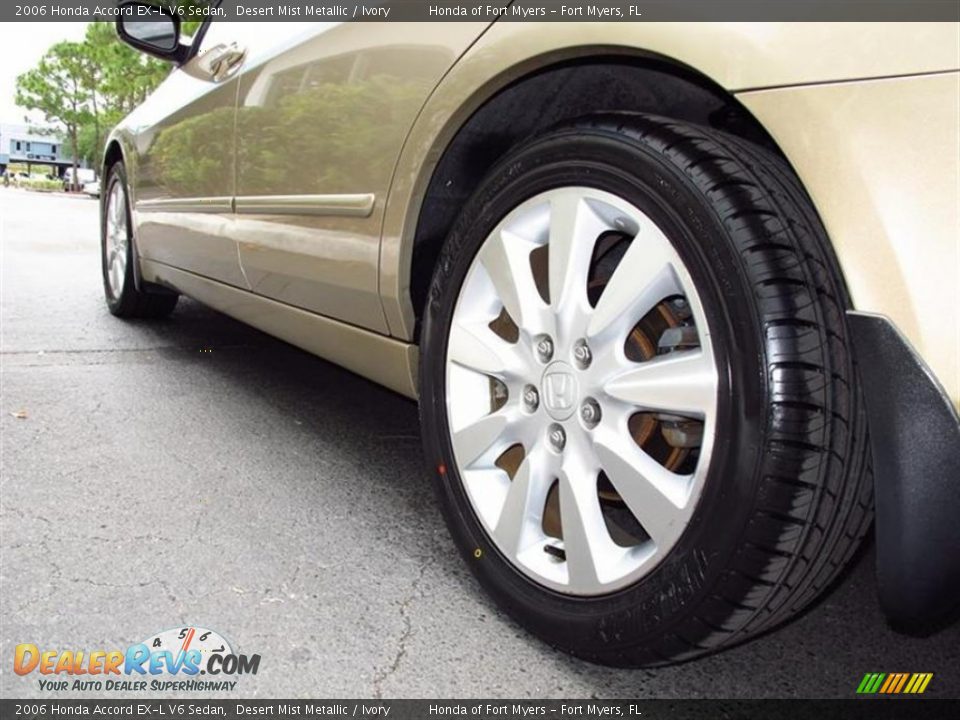 2006 Honda Accord EX-L V6 Sedan Desert Mist Metallic / Ivory Photo #5