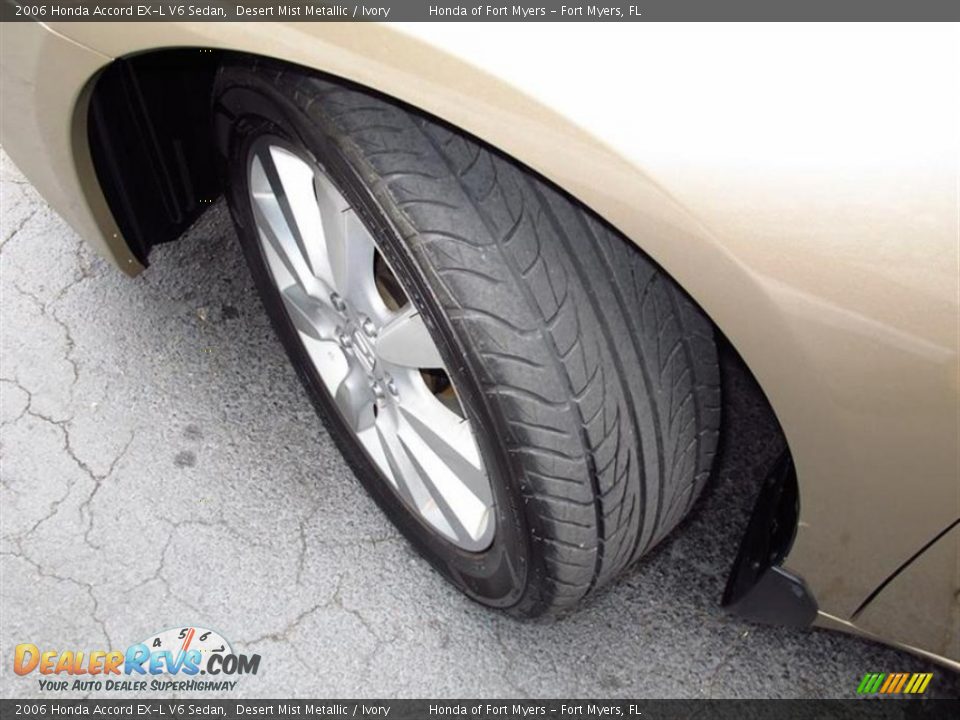 2006 Honda Accord EX-L V6 Sedan Desert Mist Metallic / Ivory Photo #20