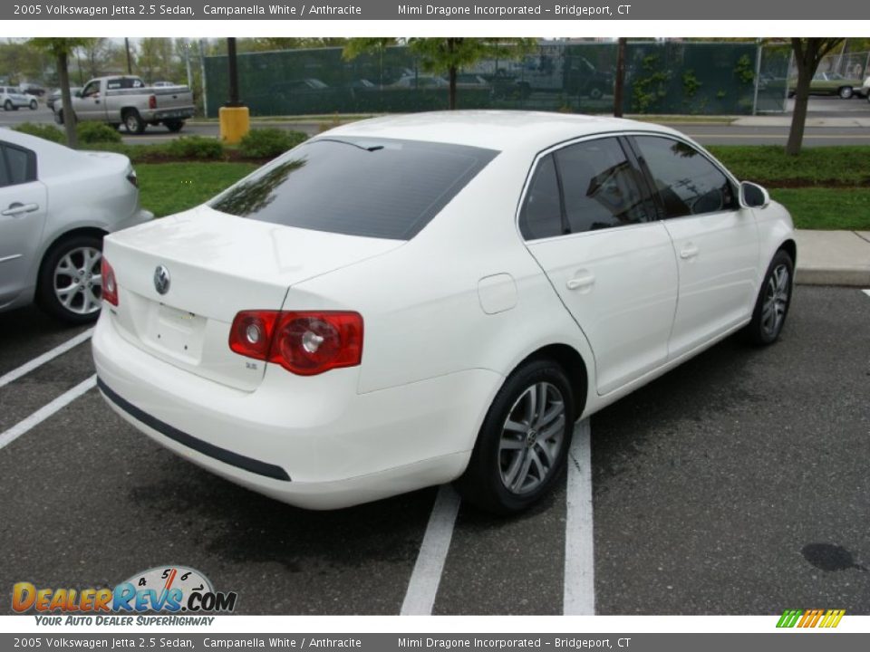 2005 Volkswagen Jetta 2.5 Sedan Campanella White / Anthracite Photo #4