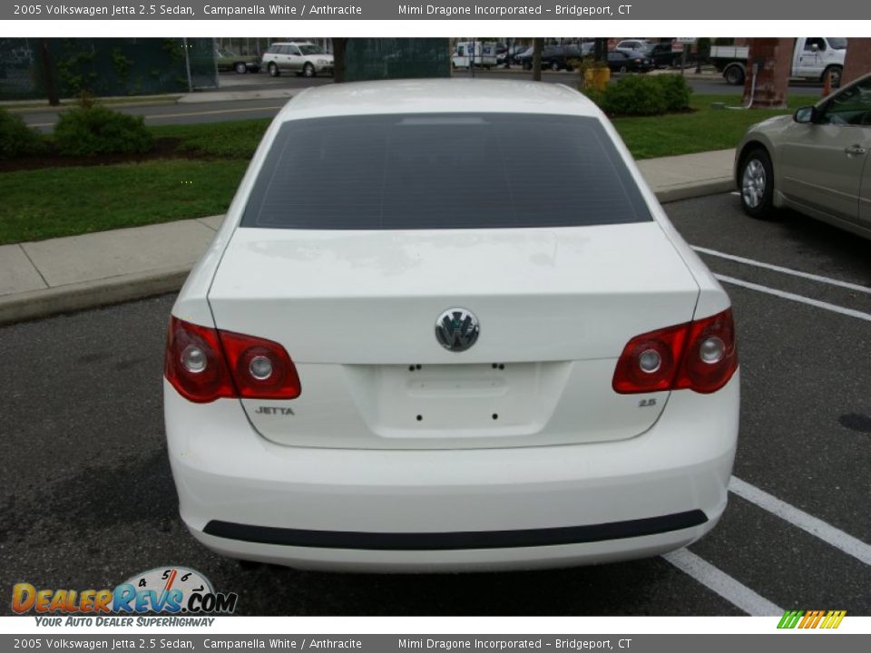 2005 Volkswagen Jetta 2.5 Sedan Campanella White / Anthracite Photo #5