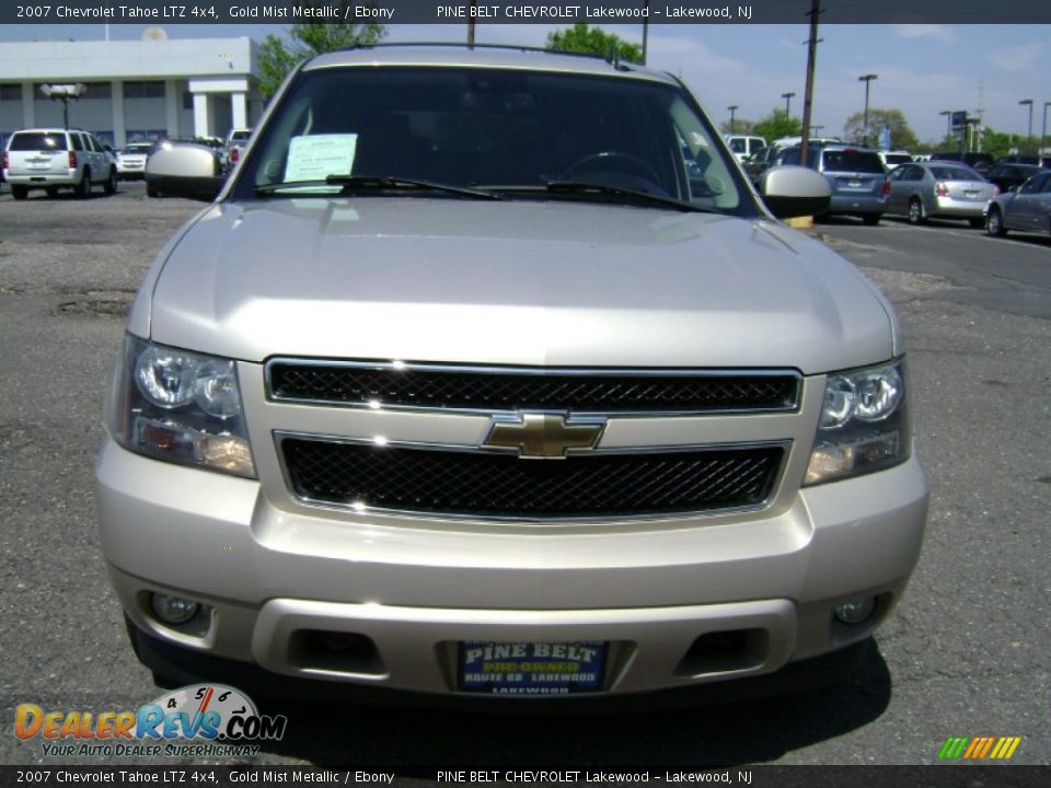 2007 Chevrolet Tahoe LTZ 4x4 Gold Mist Metallic / Ebony Photo #2