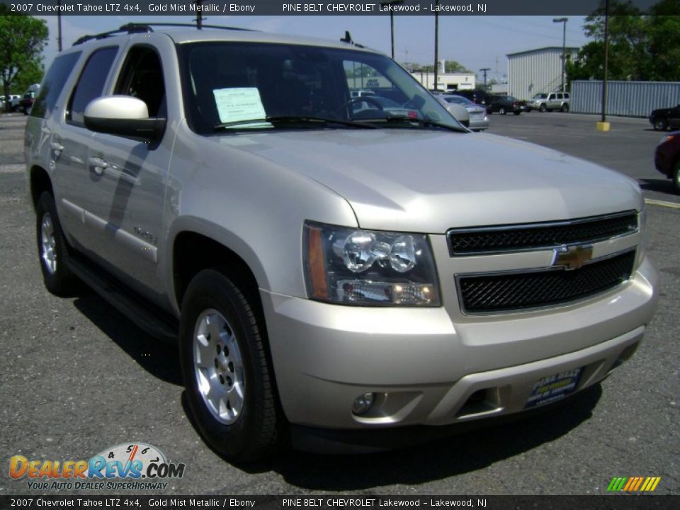 2007 Chevrolet Tahoe LTZ 4x4 Gold Mist Metallic / Ebony Photo #3