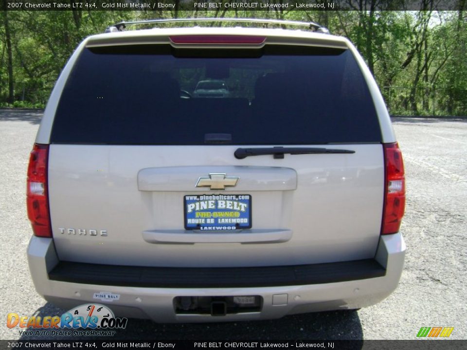 2007 Chevrolet Tahoe LTZ 4x4 Gold Mist Metallic / Ebony Photo #5