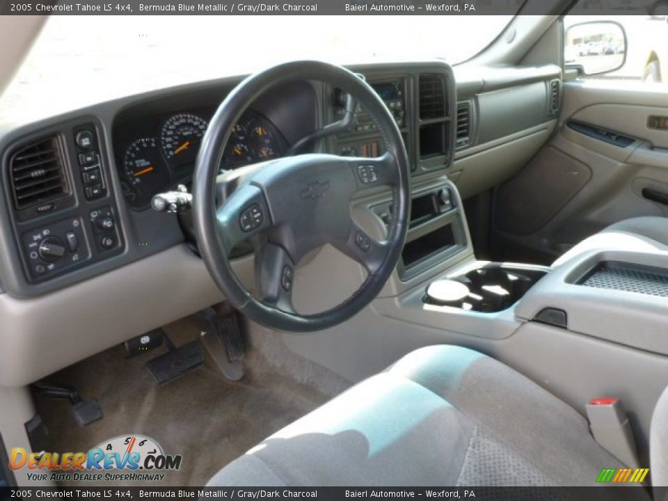 2005 Chevrolet Tahoe LS 4x4 Bermuda Blue Metallic / Gray/Dark Charcoal Photo #17