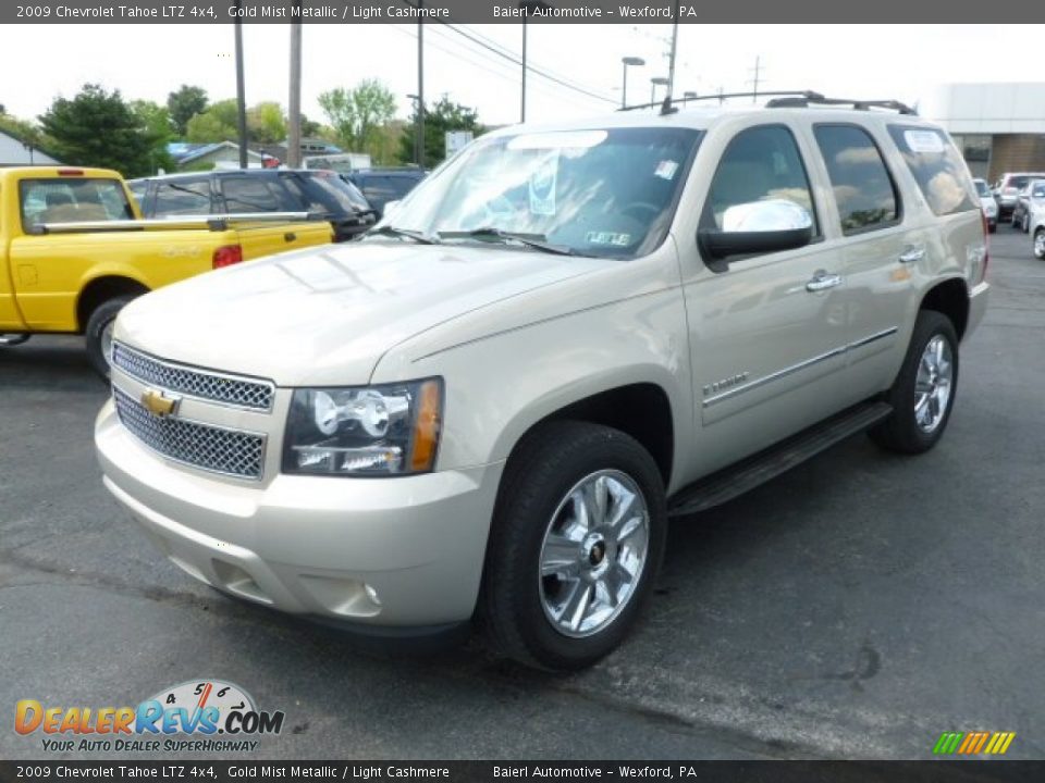 2009 Chevrolet Tahoe LTZ 4x4 Gold Mist Metallic / Light Cashmere Photo #3