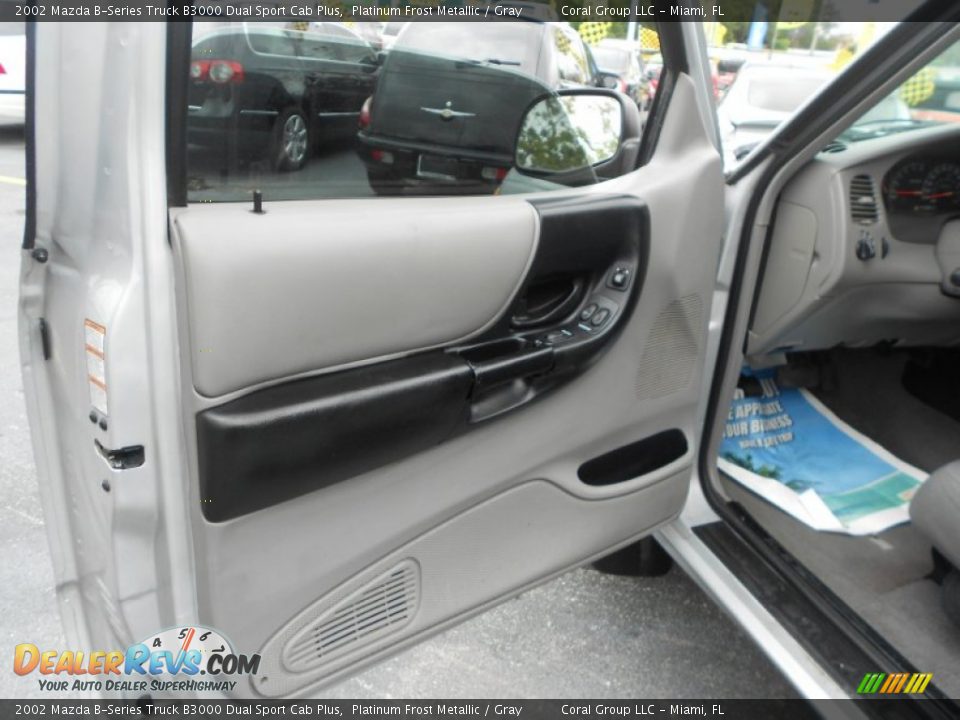 2002 Mazda B-Series Truck B3000 Dual Sport Cab Plus Platinum Frost Metallic / Gray Photo #11