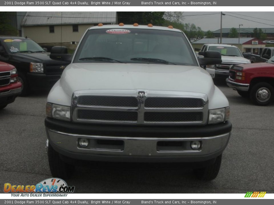2001 Dodge Ram 3500 SLT Quad Cab 4x4 Dually Bright White / Mist Gray Photo #3