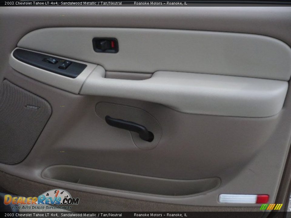 2003 Chevrolet Tahoe LT 4x4 Sandalwood Metallic / Tan/Neutral Photo #16
