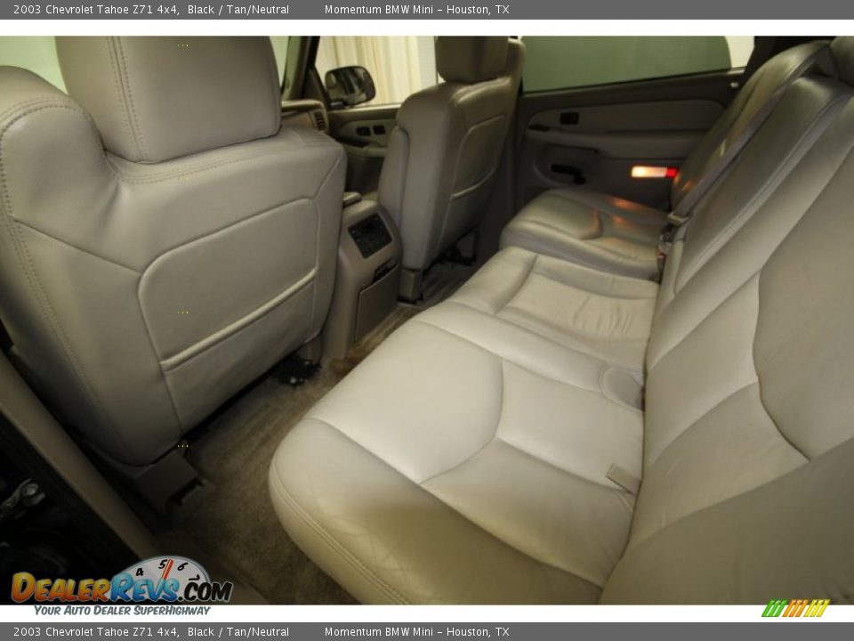 2003 Chevrolet Tahoe Z71 4x4 Black / Tan/Neutral Photo #28
