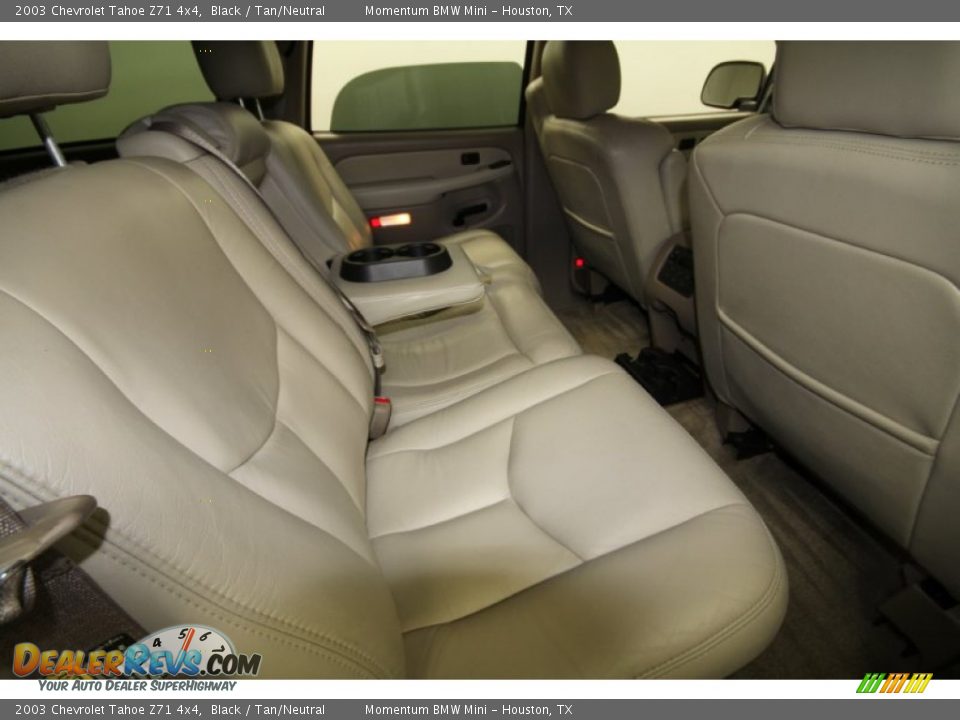2003 Chevrolet Tahoe Z71 4x4 Black / Tan/Neutral Photo #33