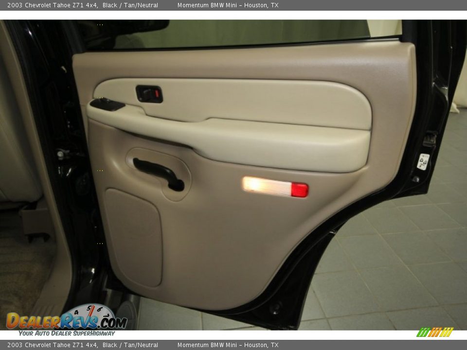 2003 Chevrolet Tahoe Z71 4x4 Black / Tan/Neutral Photo #34
