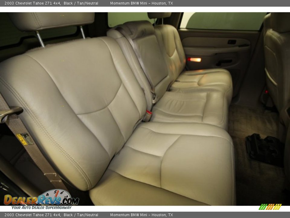 2003 Chevrolet Tahoe Z71 4x4 Black / Tan/Neutral Photo #35