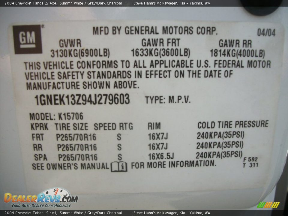 2004 Chevrolet Tahoe LS 4x4 Summit White / Gray/Dark Charcoal Photo #32