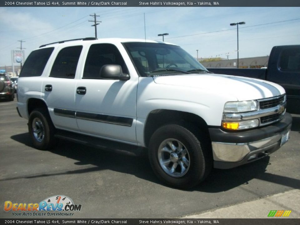 2004 Chevrolet Tahoe LS 4x4 Summit White / Gray/Dark Charcoal Photo #34