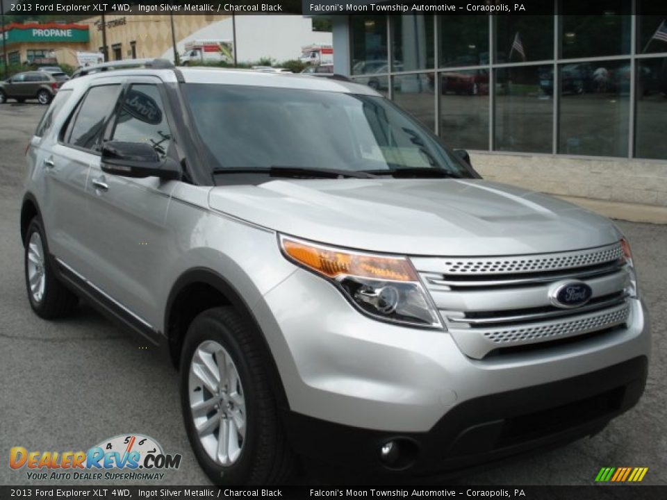 2013 Ford Explorer XLT 4WD Ingot Silver Metallic / Charcoal Black Photo #2