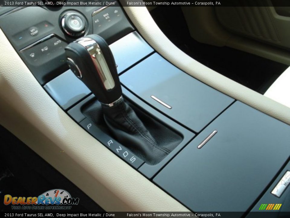 2013 Ford Taurus SEL AWD Shifter Photo #16