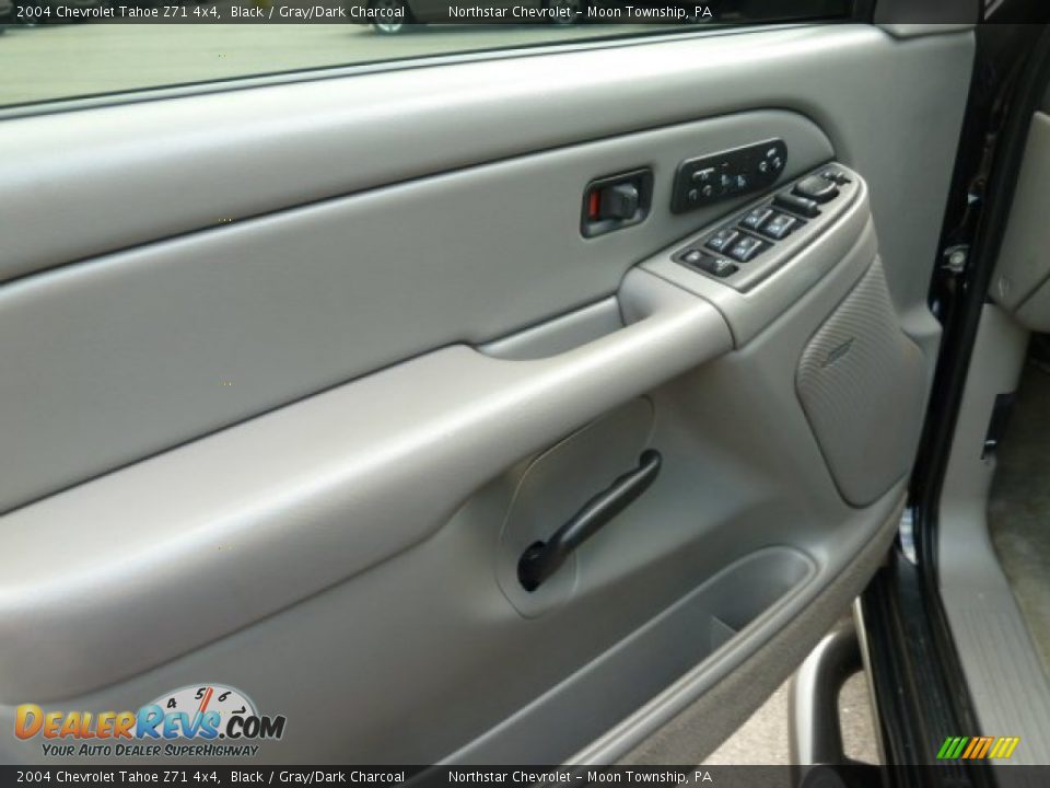 2004 Chevrolet Tahoe Z71 4x4 Black / Gray/Dark Charcoal Photo #11